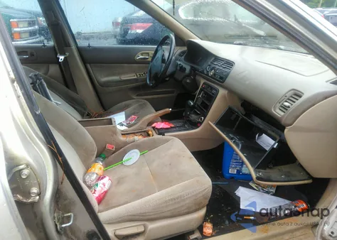 1997 Honda Accord Se из США, поврежденный, VIN 1HGCD5600VA272377